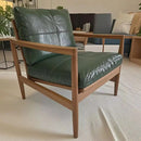 Poltrona Vintage de Alta Qualidade – Elegância e Conforto Moderno