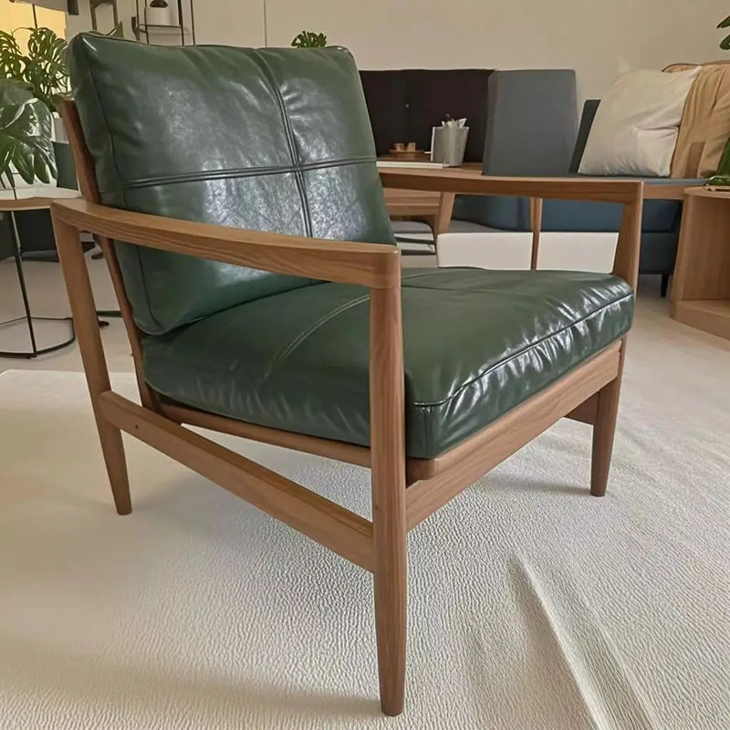 Poltrona Vintage de Alta Qualidade – Elegância e Conforto Moderno